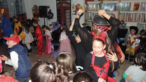 ageorgatos-frontistirio-ksenwn-glwsswn-carnival