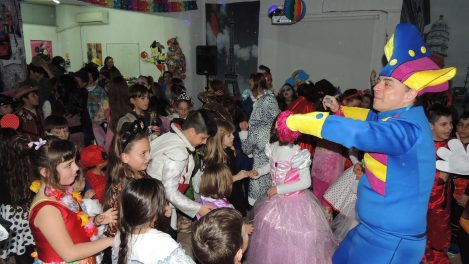 ageorgatos-frontistirio-ksenwn-glwsswn-carnival