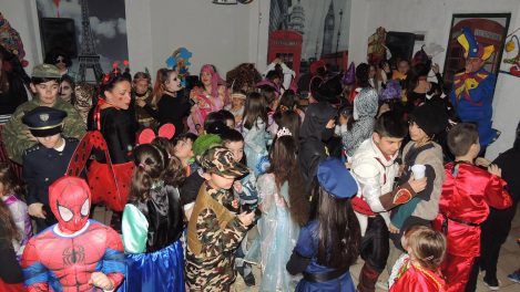 ageorgatos-frontistirio-ksenwn-glwsswn-carnival